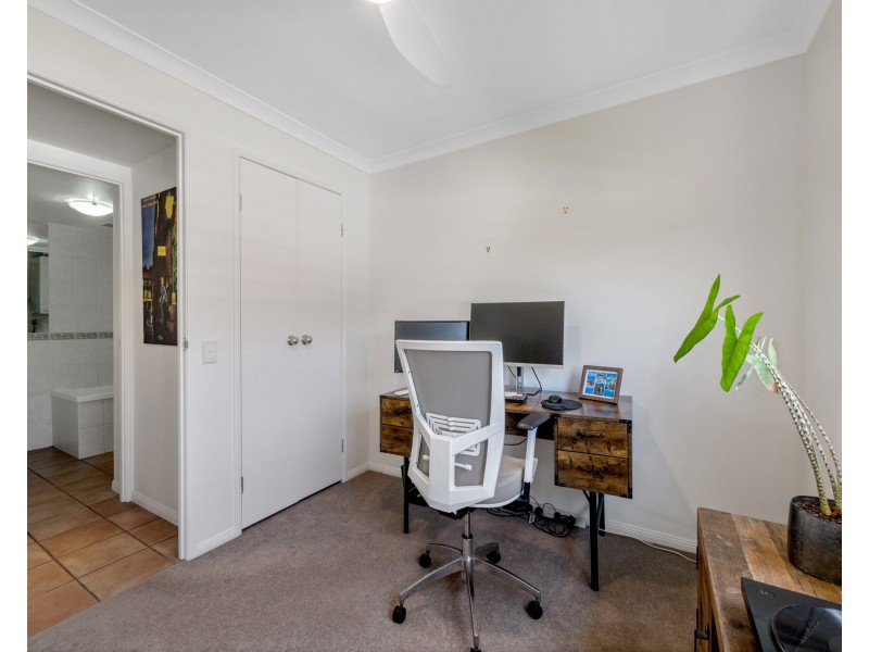 4/4 Pike Avenue, Taringa QLD 4068