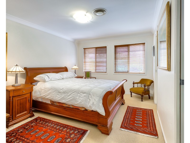 2/11 Indooroopilly Road, Taringa QLD 4068