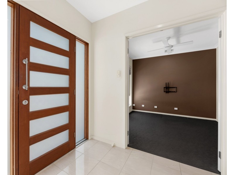 7 Corymbia Close, Narangba QLD 4504