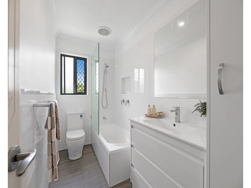 1/404 Upper Cornwall Street, Coorparoo QLD 4151