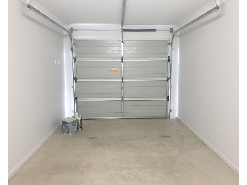 2/26 Conifer Avenue, Brassall QLD 4305