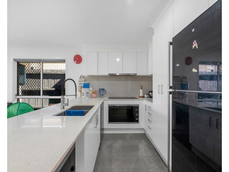 13 Dunaden Street, Logan Reserve QLD 4133