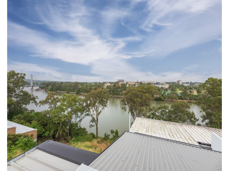 1/17 Rosecliffe Street, Highgate Hill QLD 4101