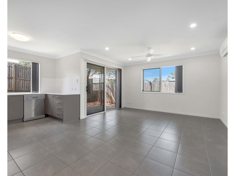 1/26 Conifer Avenue, Brassall QLD 4305