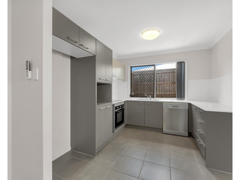 1/26 Conifer Avenue, Brassall QLD 4305