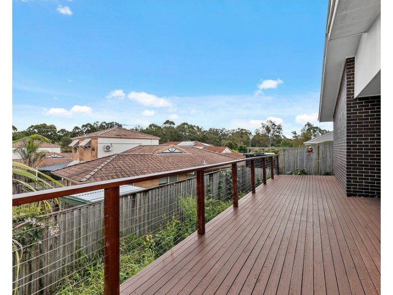 17 Mac Street, Bridgeman Downs QLD 4035