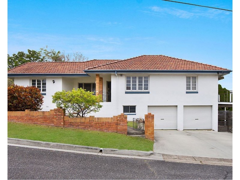 24 Dawn Street, Kedron QLD 4031