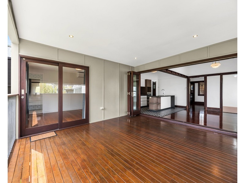14 Vanda Street, Woolloongabba QLD 4102