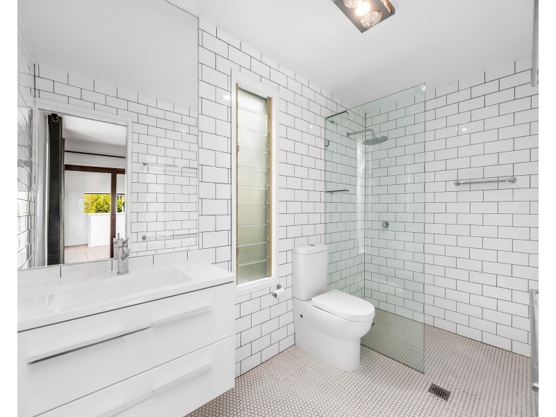 14 Vanda Street, Woolloongabba QLD 4102