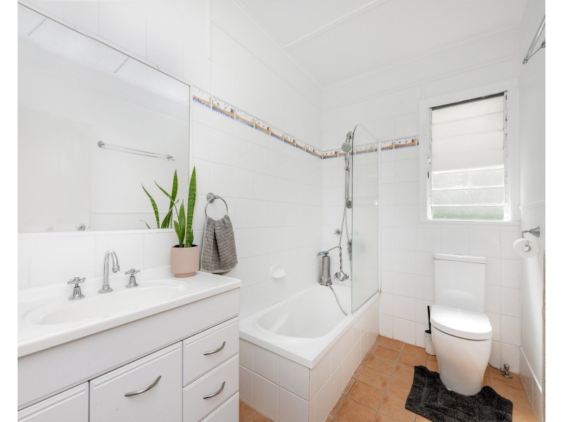 31 Webb Street, Stafford QLD 4053