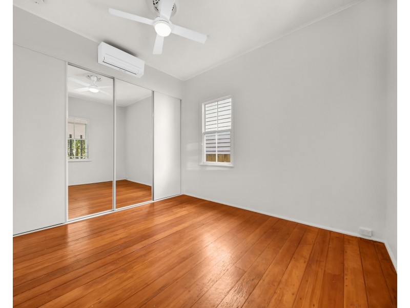 79 Kennigo Street, Spring Hill QLD 4000