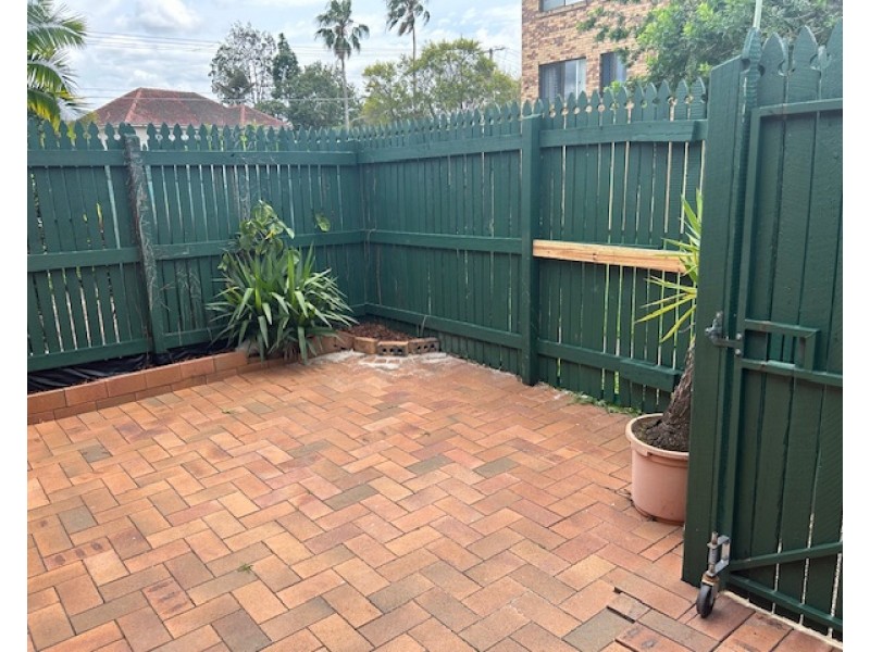 2/58 Swan Street, Gordon Park QLD 4031