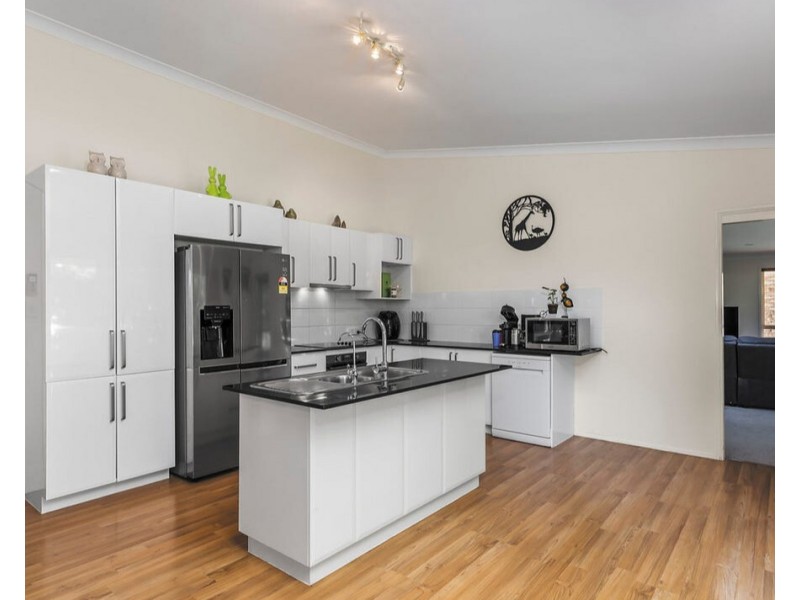 8 Willard Road, Capalaba QLD 4157