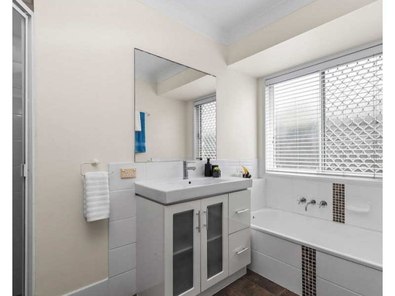 8 Willard Road, Capalaba QLD 4157