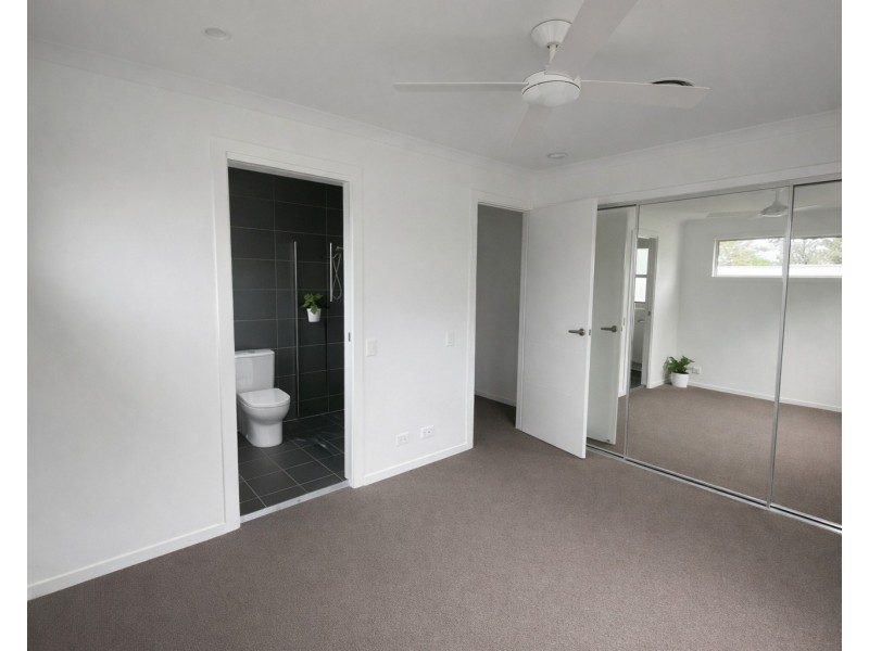 2/42 Khartoum Street, Gordon Park QLD 4031