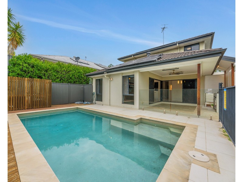 3 Georges Court, Everton Hills QLD 4053