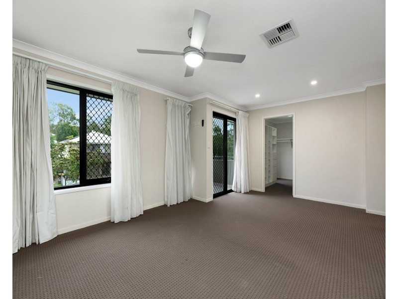 3 Georges Court, Everton Hills QLD 4053