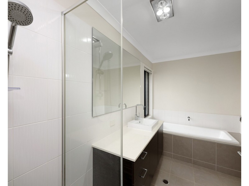 3 Georges Court, Everton Hills QLD 4053