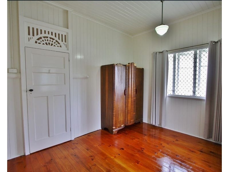 8 Paragon Street, Yeronga QLD 4104