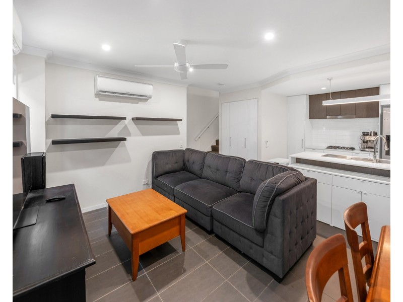 4/12 McKoy Street, Coopers Plains QLD 4108