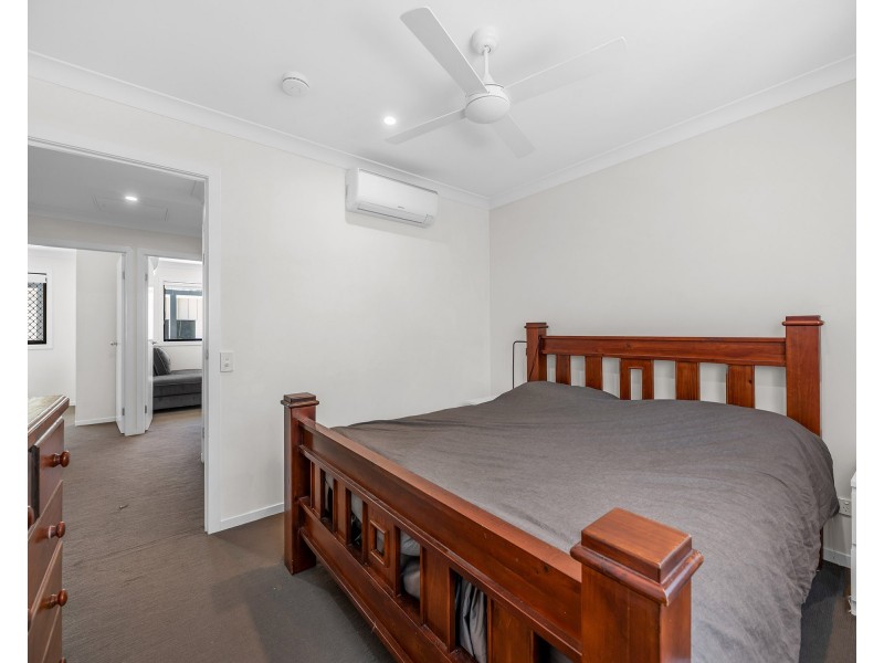 4/12 McKoy Street, Coopers Plains QLD 4108