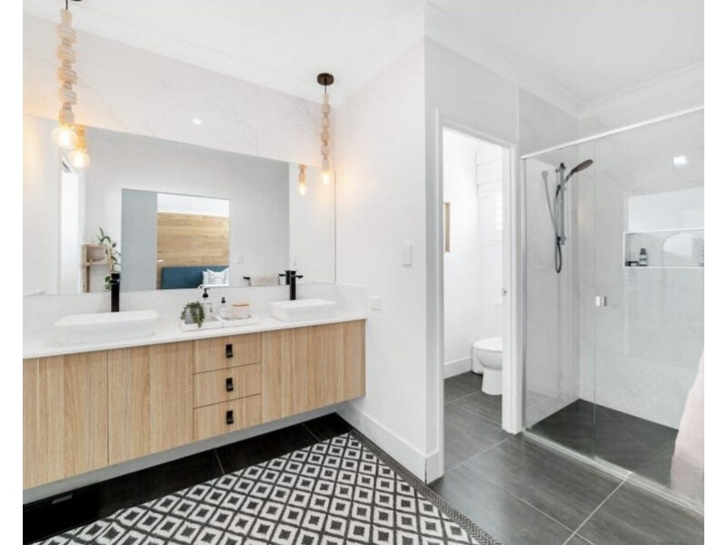 89 White Street, Wavell Heights QLD 4012