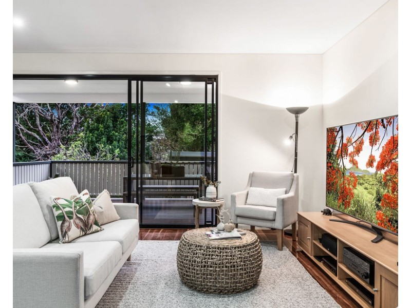 56 Whites Road, Manly West QLD 4179