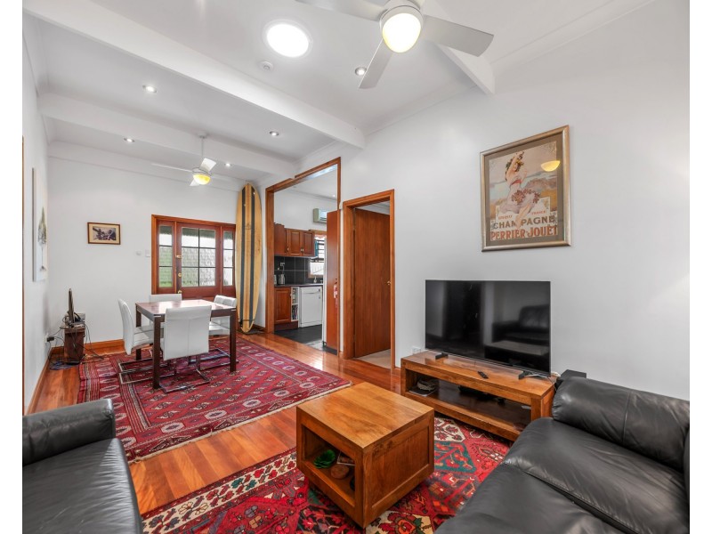 55 Fleurs Street, Woolloongabba QLD 4102