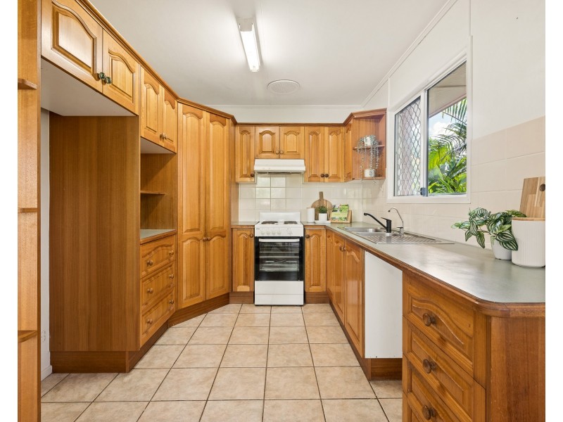 9 Emerald Street, Clontarf QLD 4019