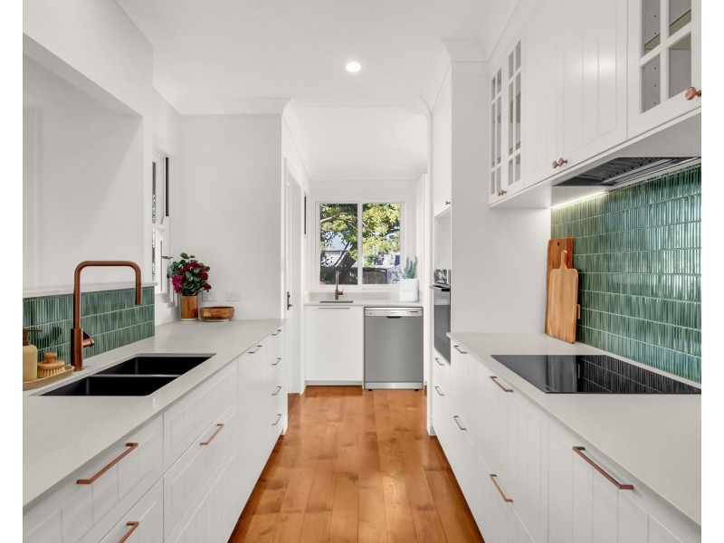 79 Kennigo Street, Spring Hill QLD 4000