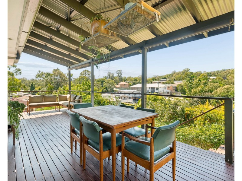 23 Argyle Street, Seventeen Mile Rocks QLD 4073