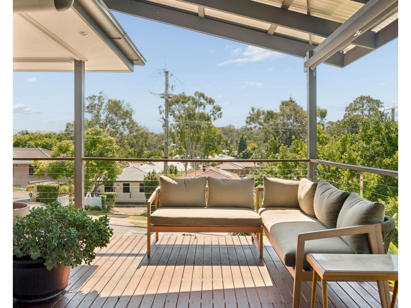 23 Argyle Street, Seventeen Mile Rocks QLD 4073