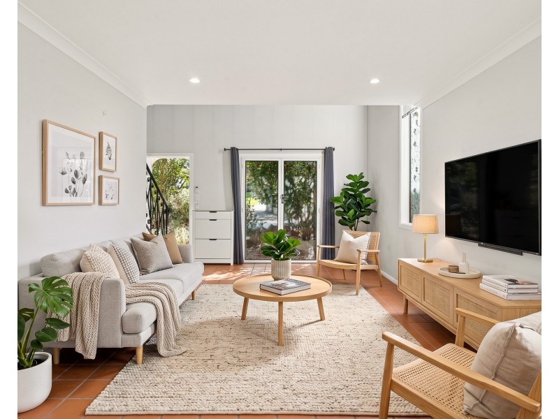 35 Argyle Street, Seventeen Mile Rocks QLD 4073