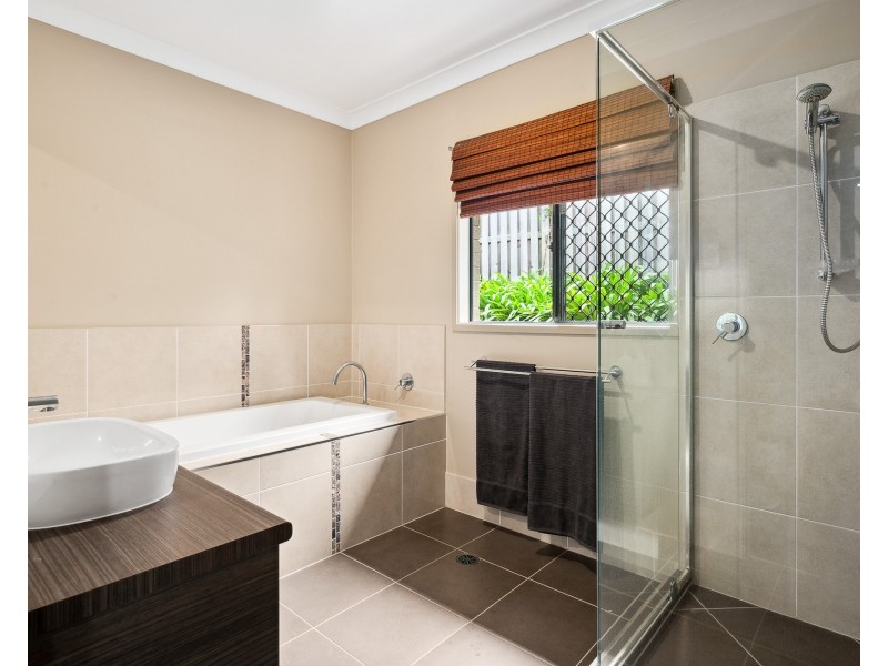 71 Woolshed Street, Ferny Hills QLD 4055