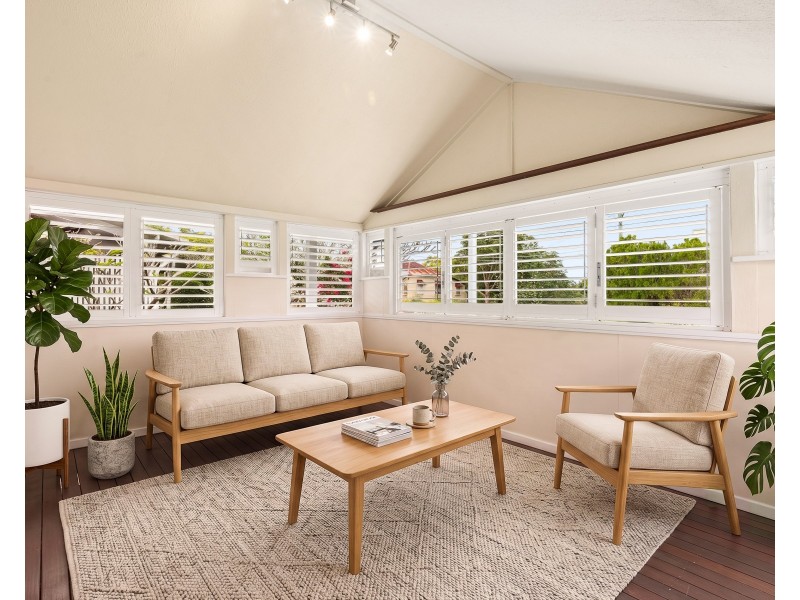 54 Ashgrove Crescent, Ashgrove QLD 4060
