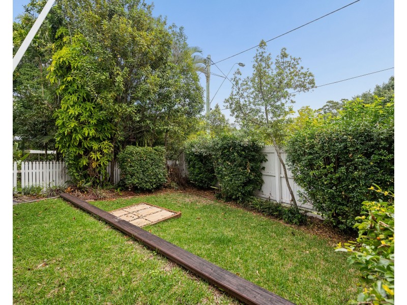 54 Ashgrove Crescent, Ashgrove QLD 4060