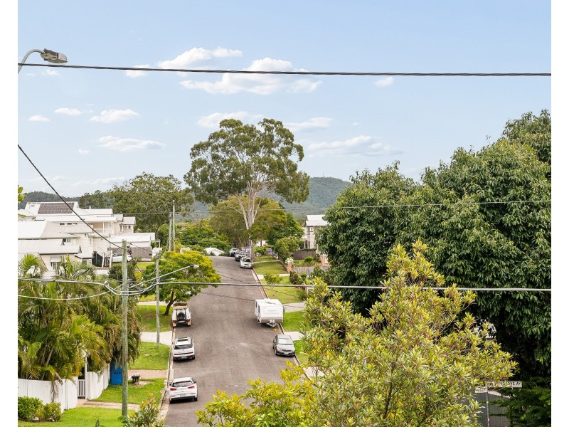 54 Ashgrove Crescent, Ashgrove QLD 4060