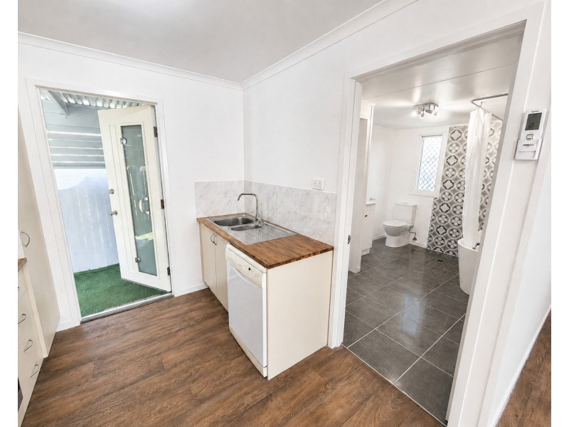 87B Moreton Terrace, Beachmere QLD 4510