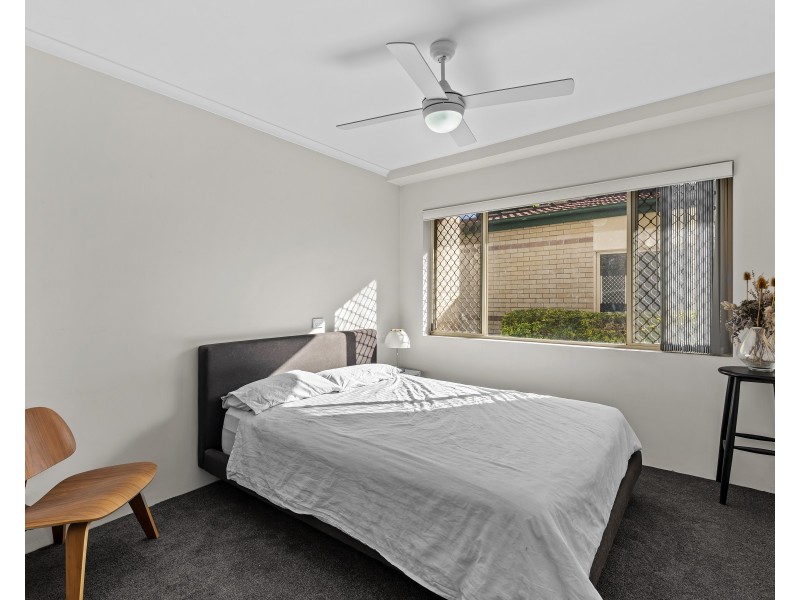 2/6 Pear Street, Greenslopes QLD 4120