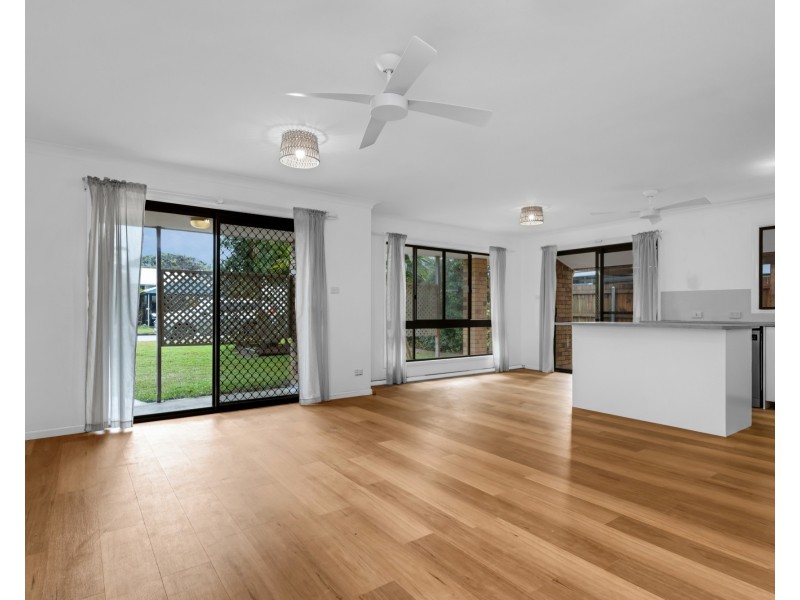 25 Palmer Avenue, Golden Beach QLD 4551