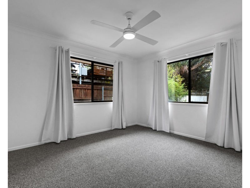 25 Palmer Avenue, Golden Beach QLD 4551