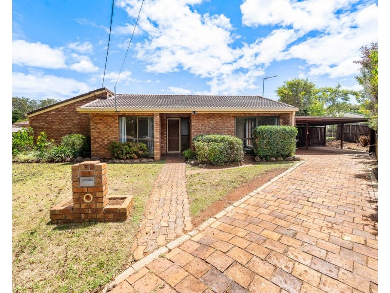 3 Chelsea Court, Centenary Heights QLD 4350