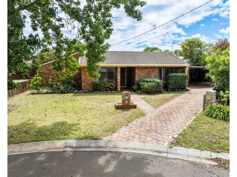 3 Chelsea Court, Centenary Heights QLD 4350