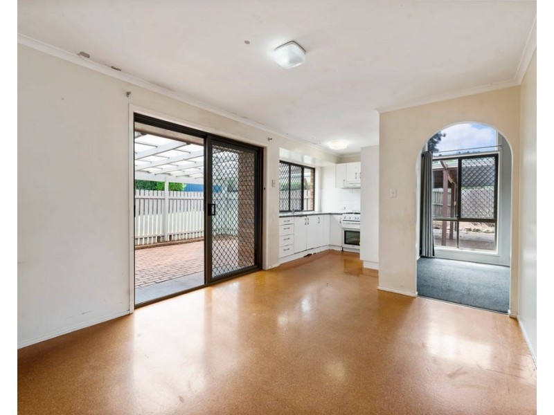 3 Chelsea Court, Centenary Heights QLD 4350