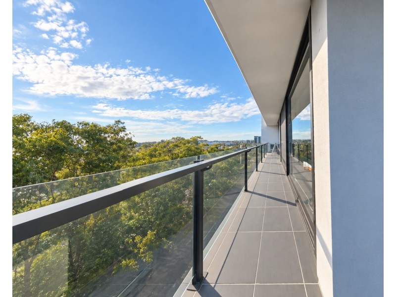 401/59 Latham Street, Chermside QLD 4032