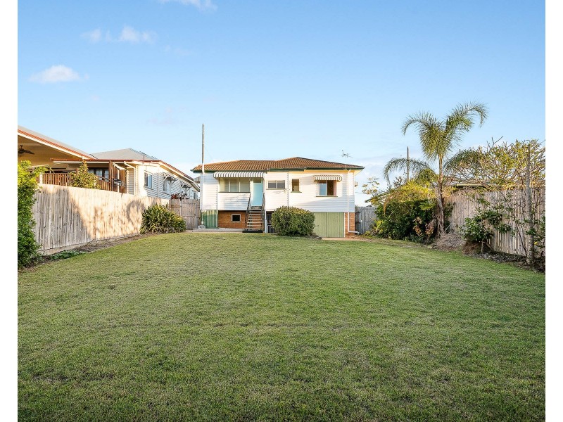 27 Goskar Avenue, Alderley QLD 4051