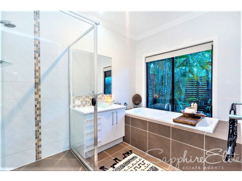 36-40 Racecourse Place, Tamborine QLD 4270