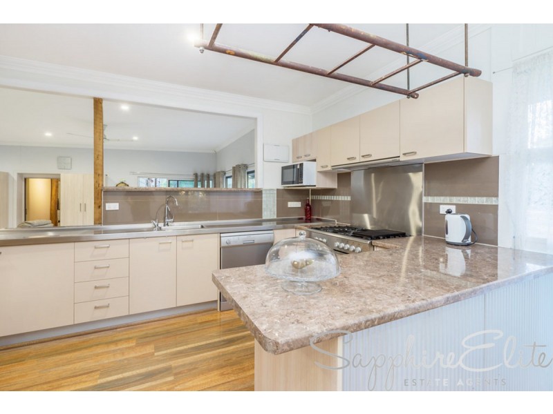 3 Pendennis Road, Tamborine QLD 4270