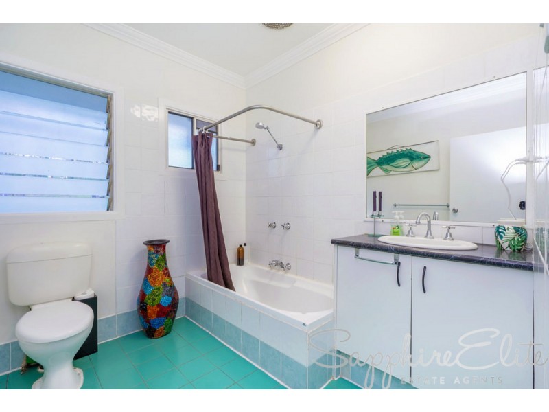 3 Pendennis Road, Tamborine QLD 4270