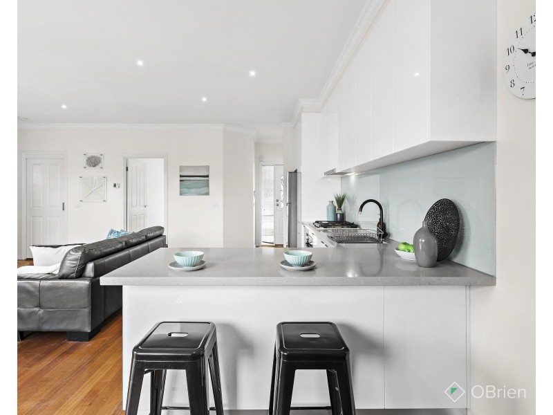 2/294 Warrigal Road, Oakleigh South VIC 3167